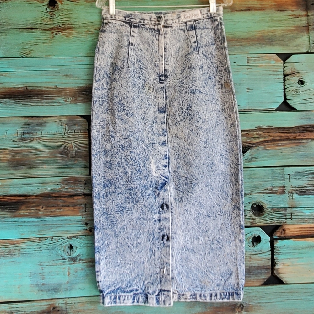 VINTAGE PARIS BLUES ACID WASH SKIRT